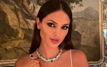 La también modelo mexicana, lució su figura en un bañador de una pieza desde Instagram (@EIZAGONZALEZ) 