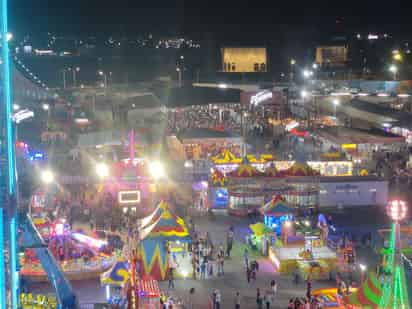 El próximo lunes se realizarán ajustes a la operación de la Feria de Torreón, en cuanto a sus protocolos antiCOVID, en el Subcomité. (ARCHIVO)