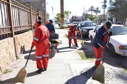 Aumentará el barrido manual en próxima administración de Torreón, similar a la 'marea roja'. (ARCHIVO)