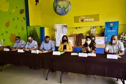 Ayer se anunció el arranque de la brigada de rescate de las abejas y asistieron autoridades municipales y asociaciones civiles. (ANGÉLICA SANDOVAL)