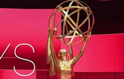 Los Emmy, los premios más importantes de la televisión, apuran este domingo los preparativos para celebrar su 73ª edición, que tratará de volver a la normalidad con un evento presencial aunque reducido a última hora por el aumento de casos de coronavirus en Estados Unidos. 