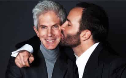 El aclamado editor, periodista y escritor de moda Richard Buckley, esposo del diseñador Tom Ford, falleció a los 72 años, según confirmó su familia en un comunicado de prensa. (ESPECIAL) 