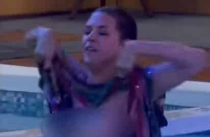 Luego de criticar a Kimberly Loaiza por su 'desnudez' en la Casa de los Famosos, la venezolana, Alicia Machado 'perdió la pena' durante la celebración de las fiestas patrias en La Casa de los Famosos.