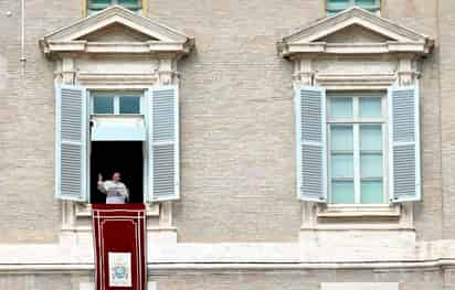 El papa Francisco imploró el domingo a mejorar las condiciones en las cárceles luego de un motín en una prisión de Ecuador que dejó 118 muertos. (EFE) 
