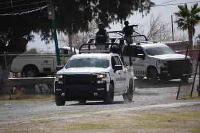 En la última década, el crimen organizado ha ganado terreno a los gobiernos estatales y municipales, permeando en las corporaciones policiacas y causando temor entre la población para hacerse de espacios públicos a través de actos cada vez más violentos para lograr su objetivo, afirmó el presidente del Consejo Nacional de Seguridad Privada (CNSP), Raúl Sapién Santos.