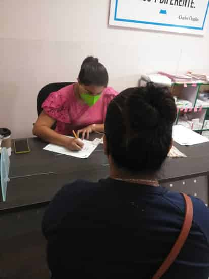 Ayer se atendió a unas 20 mujeres en la Feria de la Salud, en el Centro de Justicia. (EL SILGO DE TORREÓN)