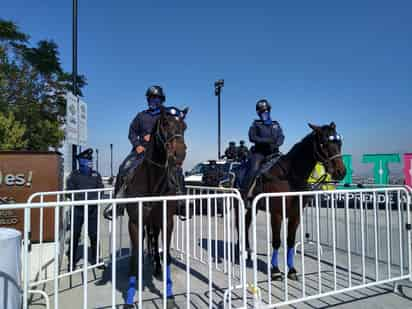 El alcalde de Saltillo recordó que, al asumir su cargo, también asumió el compromiso de no dar ni un paso atrás en el combate a la inseguridad, y agradeció a todos los involucrados el trabajo realizado en casi cuatro años de labor para que esta ciudad se consolidará en este rubro a nivel nacional