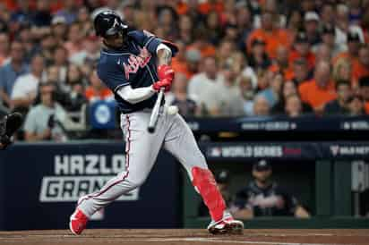 Jorge Soler conectó un jonrón al tercer pitcheo del encuentro. (AP)