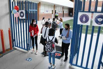 Son 850 los planteles que se encuentran operando de forma presencial. (ARCHIVO)