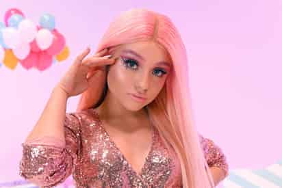 La cantante y actriz mexicana Karol Sevilla habló sobre un problema de salud que le fue diagnosticado recientemente, reveló que el pasado mes de julio fue ingresada a un hospital durante la noche luego de que se desvaneció, algo que un principio se pensó que era un desmayo a consecuencia de una amigdalitis. (ARCHIVO) 
