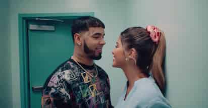 El rapero y compositor puertorriqueño Anuel AA lanzó este viernes su nuevo tema y video musical de reguetón Dictadura, que formará parte de su próximo álbum llamado Las Leyendas Nunca Mueren. (ESPECIAL)