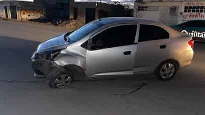 El accidente ocurrió las primeras horas del domingo en la colonia Los Sauces de Torreón. (EL SIGLO DE TORREÓN)