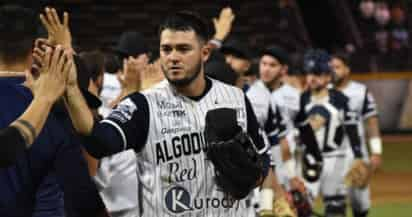 Algodoneros de Guasave se enfiló a una victoria de 7-4 sobre Sultanes de Monterrey, con lo que empató la serie a un juego.