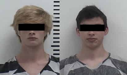 Ambos estudiantes de 16 años de edad, han sido acusados como adultos de homicidio doloso y asociación delictuosa para cometer homicidio en primer grado (ESPECIAL)
