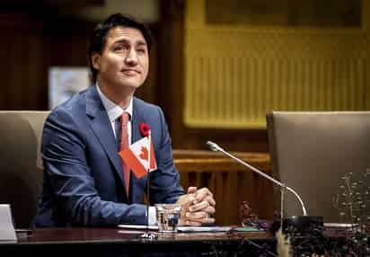 Tras una hora de reunión, finalizó el encuentro entre el presidente Andrés Manuel López Obrador con el primer ministro de Canada, Justin Trudeau, quienes acordaron avanzar en el combate a la desigualdad, garantizar la competitividad de la región, así como la reconciliación con las comunidades y pueblos indígenas. (ARCHIVO) 
