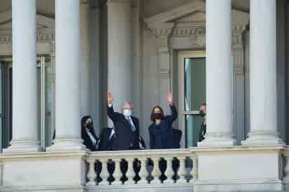 La vicepresidenta de Estados Unidos, Kamala Harris, recibió al presidente mexicano, Andrés Manuel López Obrador, antes del encuentro de éste con el mandatario estadounidense, Joe Biden. López Obrador destacó que 'tenemos que invertir para que haya bienestar en América Central, para que la migración sea opcional y no forzosa'. (EFE) 