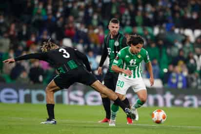 El mexicano no ha vuelto ha tener minutos de titularidad, muy a pesar de que el jugador que se recuperó, el estratega del equipo verdiblanco, Manuel Pellegrini reveló porque no había vuelto a tener la misma participación.