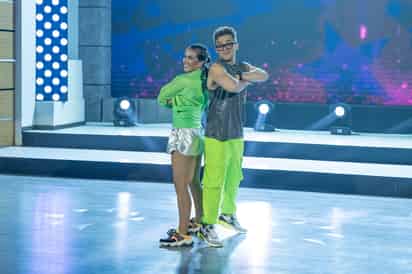 Durante la octava semana de Las estrellas bailan en Hoy, Pía Sanz y Moisés Peñaloza fueron la pareja más votada de la semana y gracias a eso se salvaron de la sentencia.
