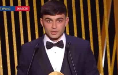 El jugador del Barcelona Pedro González López 'Pedri' ganó a sus 17 años el trofeo Kopa, el Balón de Oro al mejor jugador sub-21 que entrega la revista France Football.
