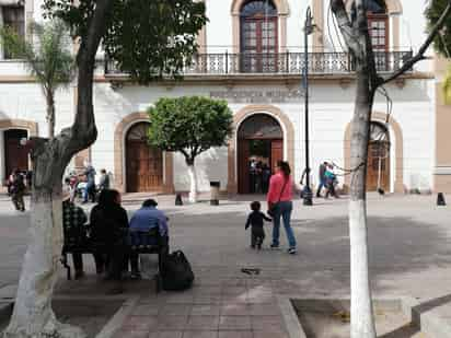 Nuevamente el Ayuntamiento pedirá un préstamo a pagar en lo que resta de la administración municipal, quizá antes, si cuentan con las participaciones que debe el Estado al Municipio de Lerdo. (ARCHIVO)