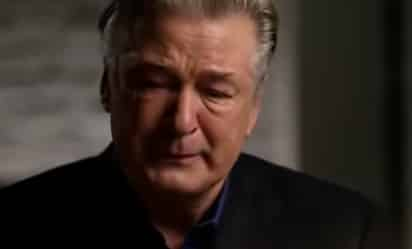 Alec Baldwin dijo a George Stephanopoulos de ABC en una entrevista que será transmitida el jueves que no jaló el gatillo del arma que estaba sosteniendo en un plató de Nuevo México cuando se disparó matando a la cinefotógrafa de la producción.