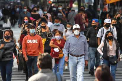 México se mantiene como el cuarto país con más muertes por COVID-19, detrás de Estados Unidos, Brasil y la India. (EFE)