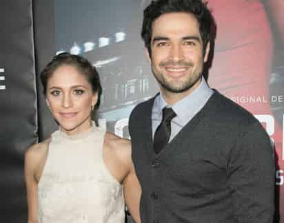 El actor Alfonso Herrera siempre mantuvo su vida personal al margen de su carrera profesional, pero la tarde de este lunes decidió romper con eso para dar a conocer la noticia del término de su matrimonio.