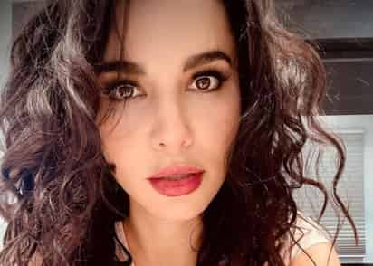 La actriz Martha Higareda dejó ver su figura en bikini a través de redes sociales (INSTAGRAM)