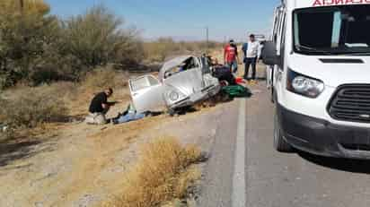 Dos ocupantes de un vochito terminan lesionados en accidente. (EL SIGLO DE TORREÓN) 