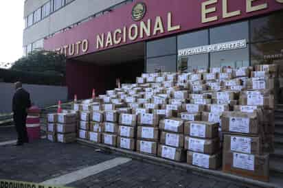 El INE indicó que sigue el proceso de verificación y validación de firmas que solicitan el ejercicio. (ARCHIVO) 