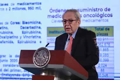 Alcocer dijo que si se sospecha que existe el COVID-19, se le hace la prueba para detectar que tiene el virus, 'no será práctico ni necesario saber si tiene ómicron o no tiene'. (ARCHIVO)