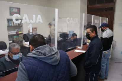 Los horarios de atención en las cajas de Predial y Tesorería, al interior de Presidencia Municipal, son de lunes a viernes de 8:00 a 15:45 horas, sábados de 9:00 a 13:45 horas.   (CORTESÍA)