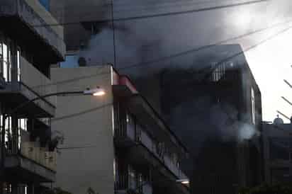 Como sucedió hace un año, cuando un incendio ocasionado por un cortocircuito arrasó con el inmueble. (ARCHIVO)