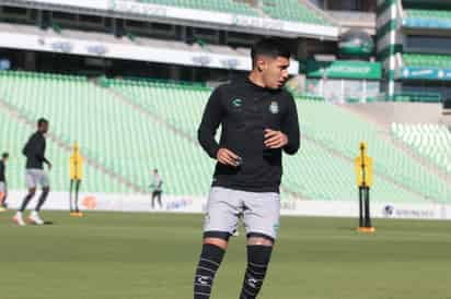 Tanto Leonardo Suárez como Franco Pizzichillo entrenaron ayer con los Guerreros en la cancha del estadio Corona.