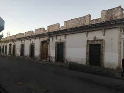 Alrededor de 15 árboles fueron podados en esta calle.
