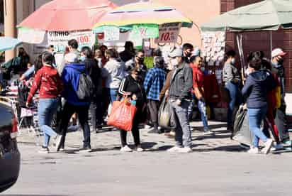 . Con estos nuevos casos, Torreón llegó a los 2,027 nuevos contagios reportados del 1 al 16 de enero de 2022. (ARCHIVO)