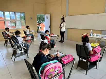 Esta sería la tercera fecha que se anuncia para un regreso a clases presenciales en este año. (ARCHIVO)