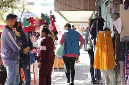 Van por ordenamiento general del Centro de Torreón, advierte nuevo jefe de Mercados y Plazas, Luis Bretado.