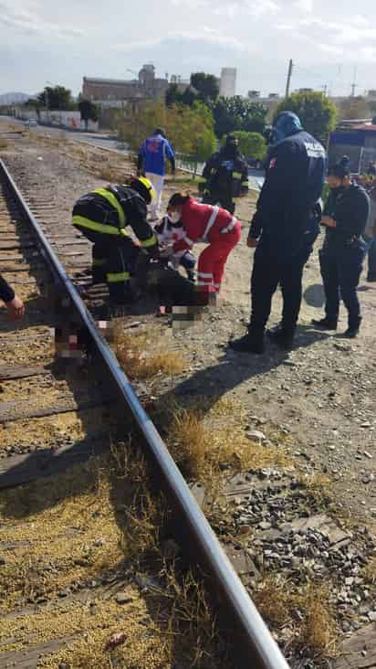 El sujeto intentó acabar con su vida al arrojarse a las vías del tren, por lo que sufrió distintas amputaciones.