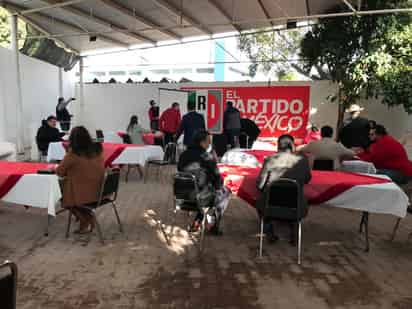 Se trata de un examen de conocimientos básicos de los estatutos. Después se emite una constancia necesaria para el prerregistro. (GUADALUPE MIRANDA)