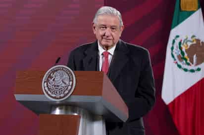 López Obrador indicó que hace 34 años, en Tabasco, comenzó a limpiar el camino 'para establecer la democracia'. (EFE)