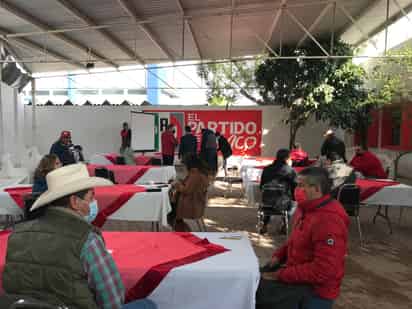Aspirantes de 12 municipios de La Laguna acuden a examen.