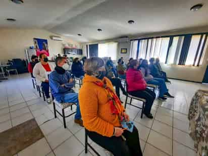 La comunidad profesional y AA 'Juntos salvando vidas', en coordinación con DIF San Pedro, realizaron la clausura de la vigésima séptima Semana Nacional 'Compartiendo esfuerzos', en la que se realizaron diversas acciones de prevención del alcoholismo. (EL SIGLO DE TORREÓN)