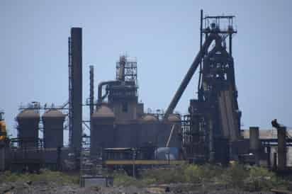 Ibarra Cadena señaló que, de acuerdo con el comunicado de prensa 60/2021 de la Bolsa Mexicana de Valores, del 23 de noviembre de 2021, Altos Hornos de México ya cumplió con ese primer pago. (ARCHIVO)