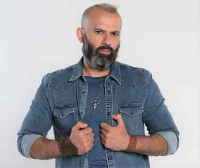 Personaje. Vázquez forma parte del segmento de villanos de la telenovela Si nos dejan, en donde encarna a 'El Toro Cruz'.