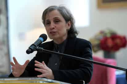 Aristegui calificó como 'una barbaridad' que López Obrador interprete que ella está en su contra, y que más allá de ser así, que está en contra de millones de mexicanos. (ARCHIVO)