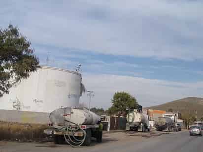 Regidores de Lerdo señalan que no se hace una repartición equitativa del agua, sino que se reparte a ciudadanos con afinidad al PRI.