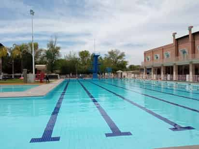 Es una de las piscinas más tradicionales de la Comarca Lagunera. (Especial)