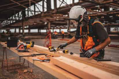 El indicador de confianza empresarial del comercio presentó una reducción de 0.6 puntos. (ARCHIVO)