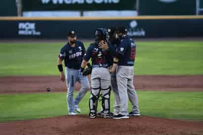 Tanto peloteros como aficionados y medios de comunicación, se vieron sorprendidos en todos los aspectos con las decisiones tomadas, a dos semanas exactas del arranque de la campaña 2022 del beisbol mexicano.